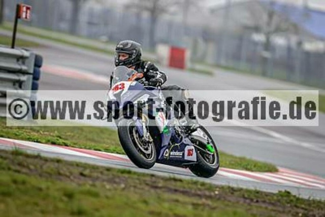 spof7588 | Professionelle Fotos von Sportveranstaltungen, aber auch Hochzeiten und anderen Events. - Realisiert mit Pictrs.com