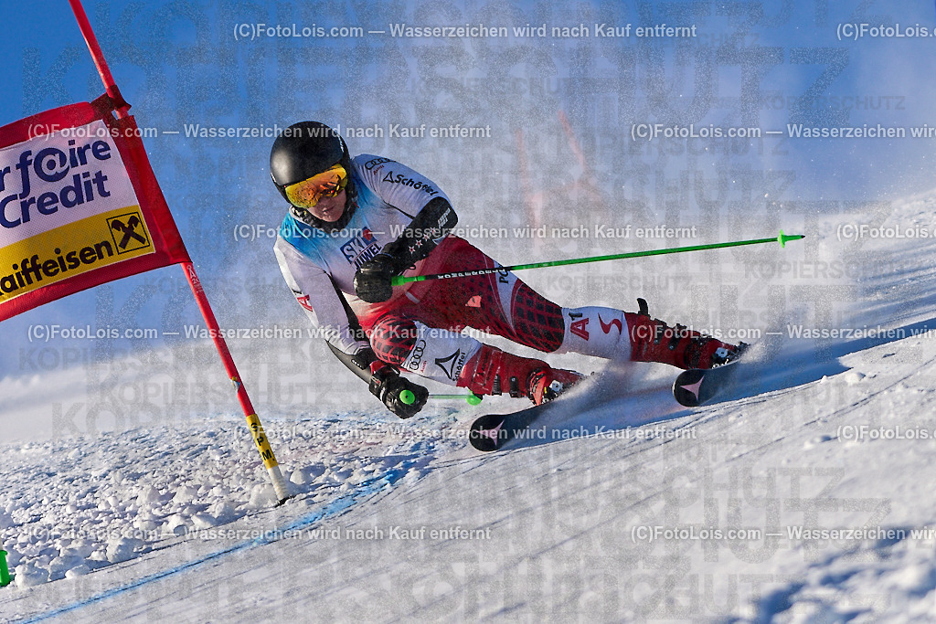ALP3712_MASTERS-Cup_GS-C Damen_Bergner Doris | (C)FotoLois.com, Alois Spandl. FIS Masters-Cup Wildschönau, Giant Slalom auf der Piste Schatzberg GS, Siegerehrung auf dem Dorfplatz Niederau, Sa 13. Januar 2024.