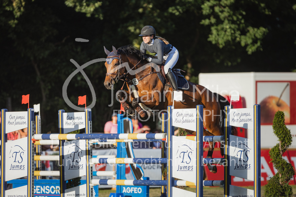 220716_LC_Punkte-S-832 | Deine schönsten Turniermomente als professionelle Fotos! Entdecke hochwertige Pferdesport-Fotografie im Online-Shop. Jetzt Fotos finden & bestellen!