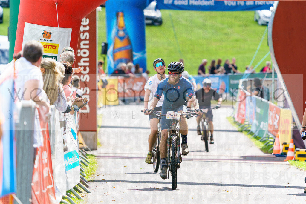 RennsteigRIDE Zieleinlaufbilder | Zieleinlauf RIDE 23