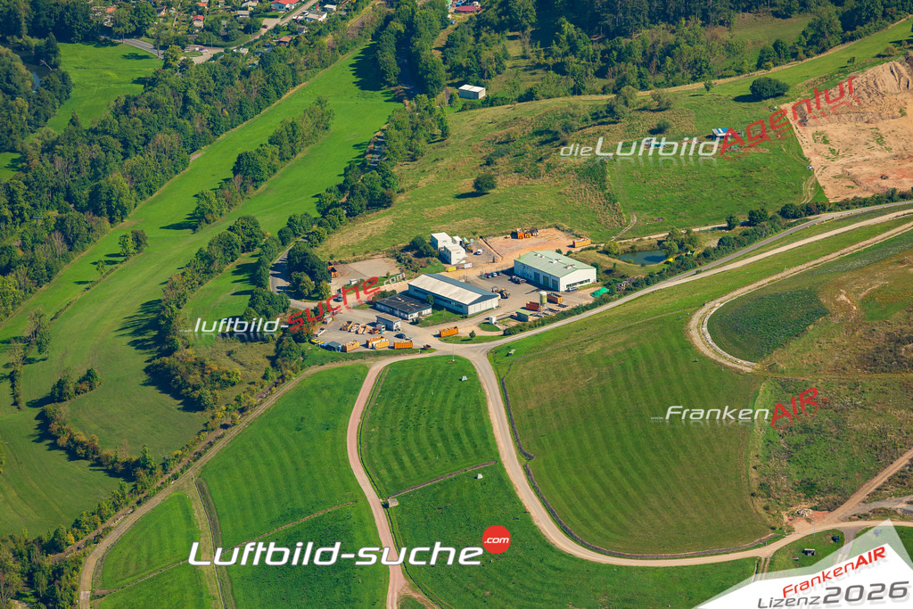Schöne Luftaufnahme als Geschenk in Deponie Meiningen - Die Luftbildaufnahme wurde 2025 vom UL-Flugzeug heraus erstellt ( keine Drohne ) - Hochauflösende Luftaufnahme -Nicht vergleichbar mit Google Maps oder Satelittenbilder- Die Geschenkidee !Mit Lizenz und Bildrechte bestellbar