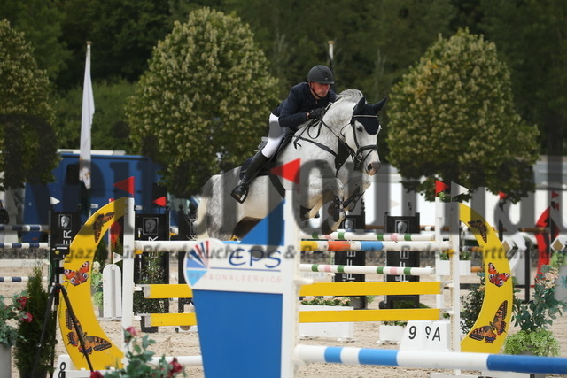 Villingendorf_2022_Prfg.Nr.08_zwei Phasen_Springprfg.Kl.M_Youngster_Frieder Dietterle_Collin 154 (7) | Alle Fotos der Reiterjournal Fotografin Doris Matthaes im Reiterjournal Online-Fotoshop. - Realisiert mit Pictrs.com