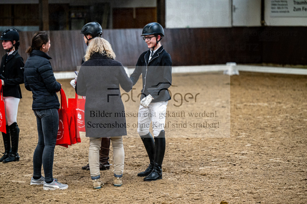 20240310-DOS_1194 | Entdecke hochwertige Reitturnierfotos von Foto Oger. Professionell, emotional und authentisch – jetzt Lieblingsmomente im Shop bestellen.Deutschlandweite Turnierfotografie. - Realisiert mit Pictrs.com