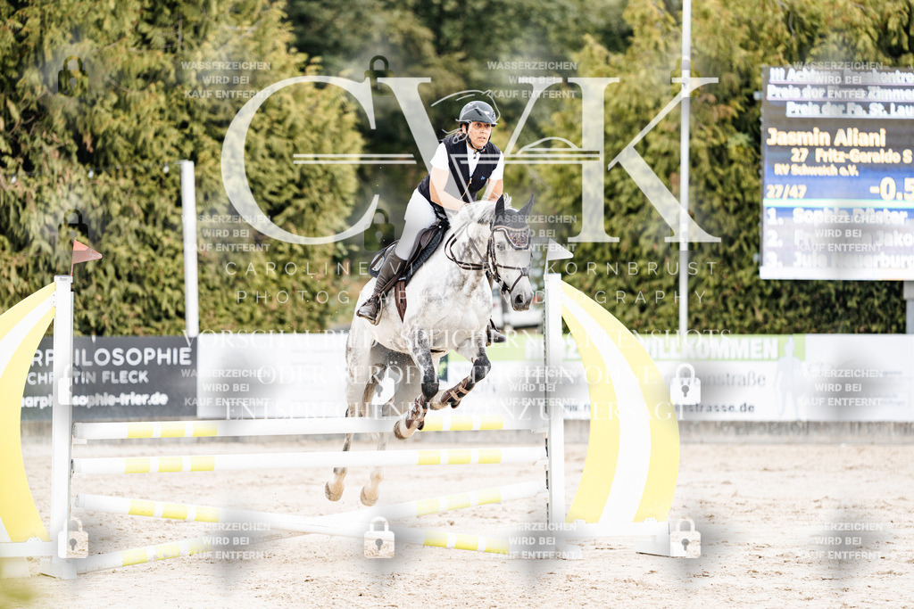 CK902629 | Turnierfotografie Pferdefotografie Trier Rheinland-Pfalz Pferdesport Reitsport Tierfotografie Sportfotografie Pferdevideo Pferdevideografie Equestrianvideography equestrianphotography  - Realisiert mit Pictrs.com