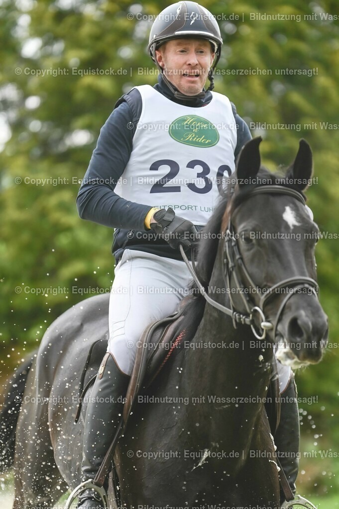 20230513_CCI2_Section2_Gelände_0491 | equistock