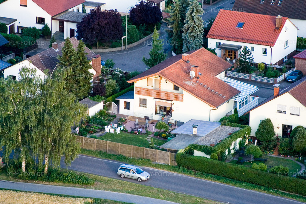 Luftbild: Maxstr in Hatzenbühl im Bundesland Rheinland-Pfalz in Deutschland. Foto: IMG_3316.jpg vom 04.07.2006 durch Werner Riehm/FLY-FOTO.de