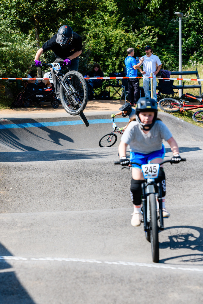 2025.05.31_869_4221-Eugen | German Pumptrack Series - Realisiert mit Pictrs.com