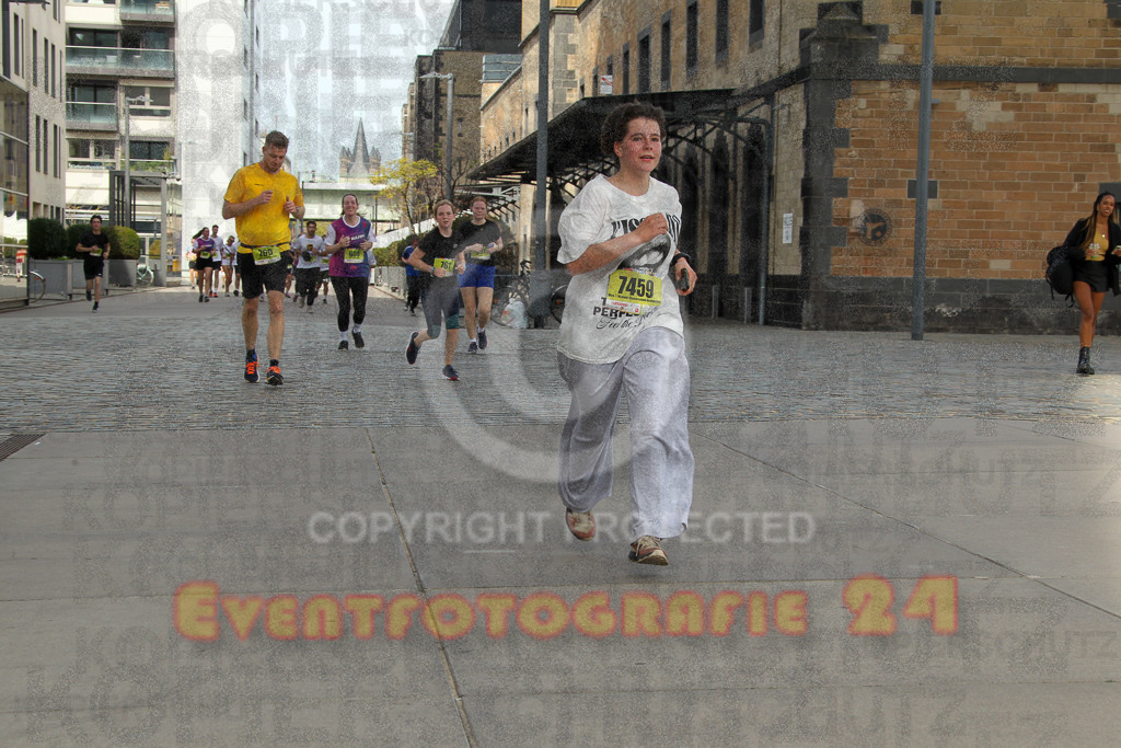 250920_1333_EV4_6025 | Sportfotografie im Rhein-Sieg Kreis, Köln, Bonn, NRW, Rheinland Pfalz, Hessen, etc. Unser Tätigkeitsfeld umfasst den Laufsport vom Volkslauf über den Marathon, Duathlon, Triathon bis zum Ultralauf wie Kölnpfad Ultra oder Schindertrail.