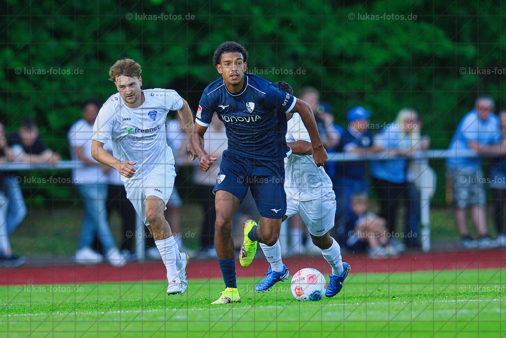 TuS Harpen - VfL Bochum | Testspiel des VfL Bochum gegen den TuS Harpen im Juli 2025 - Realisiert mit Pictrs.com