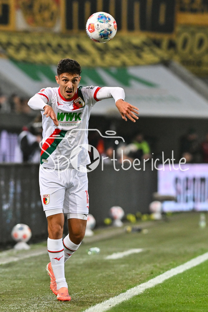 FC Augsburg - Borussia Dortmund | AUGSBURG, GERMANY - with ball Dimitrios GIANNOULIS (FC Augsburg 13)  during the bundesliga match between FC Augsburg vs. Borussia Dortmund on matchday 9 at WWK Arena on October 31, 2025 in Augsburg, Germany / DFL REGULATIONS PROHIBIT ANY USE OF PHOTOGRAPHS AS IMAGE SEQUENCES AND/OR QUASI-VIDEO
