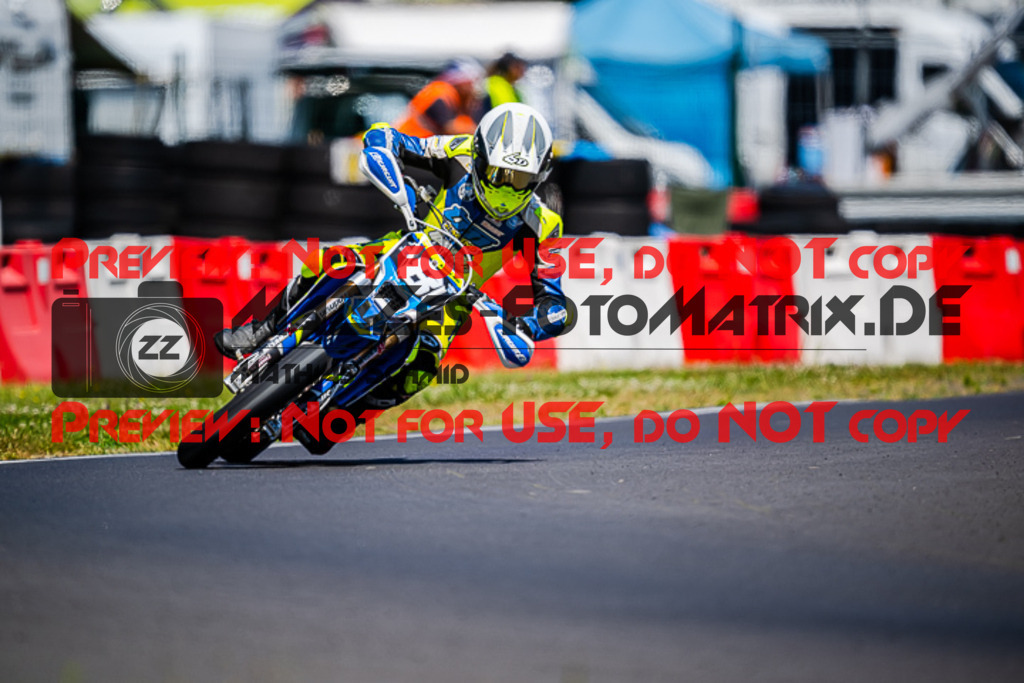 MaZZes_FotoMatrix_220702_8980 | S1