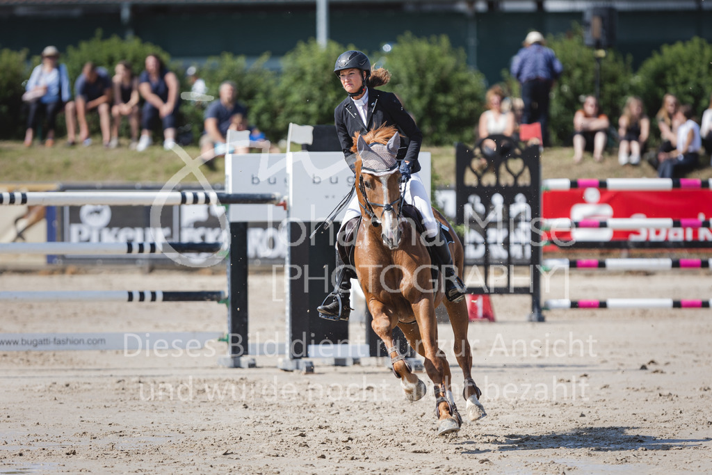 220611_LüPfSpTa_GroßerPreis-634 | Lützower Pferdesporttage
Springprfg.Kl.S m.St.**
Großer Preis
11.06.2022