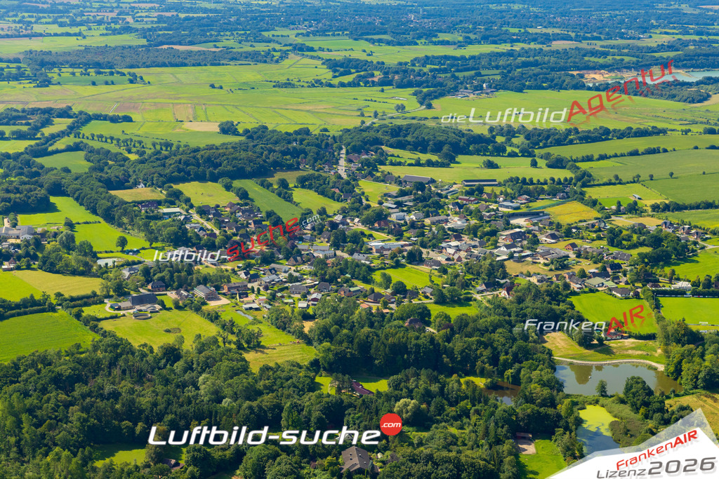 Pahlhude Pahlen Bild- Das Luftbild wurde 2025 vom UL-Flugzeug heraus erstellt ( keine Drohne bzw. Drohnenaufnahme ) - Hochauflösende Luftaufnahme -Nicht vergleichbar mit Google Maps oder Satelittenbilder- Die Geschenkidee !Mit Lizenz und Bildrechte bestellbar - CC