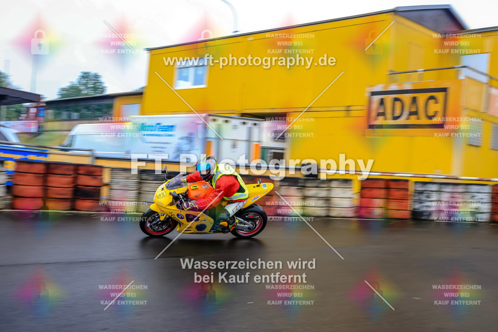 OBK-6101 | Hier findet Ihr Bilder von Touristenfahrten auf der Nürburgring Nordschleife oder von anderen Veranstaltungen die ich besucht habe. Viel Spass beim Durch Schauen 