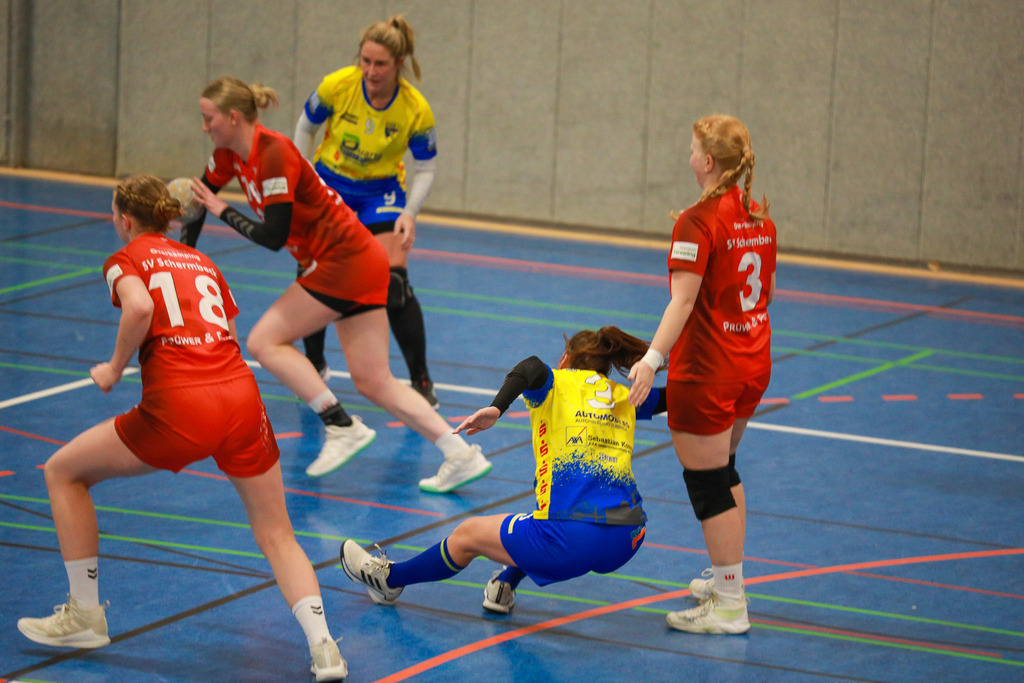 SvSchermbeck_SVN_061225_116 | Bildergalerie von Sport-Ereignissen aber auch von weiteren spannenden Dingen - nicht nur vom Niederrhein. In Anlehnung an den bekannten Spruch von Hanns Dieter Hüsch heißt das Motto: "Niederrhein ist überall".  - Realisiert mit Pictrs.com