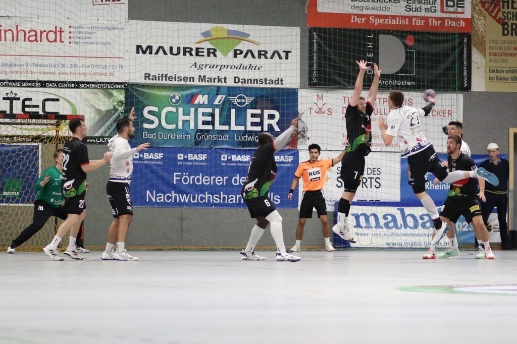TS7D2825 | Tanja Sommer - TS Sportfotografie - Realisiert mit Pictrs.com