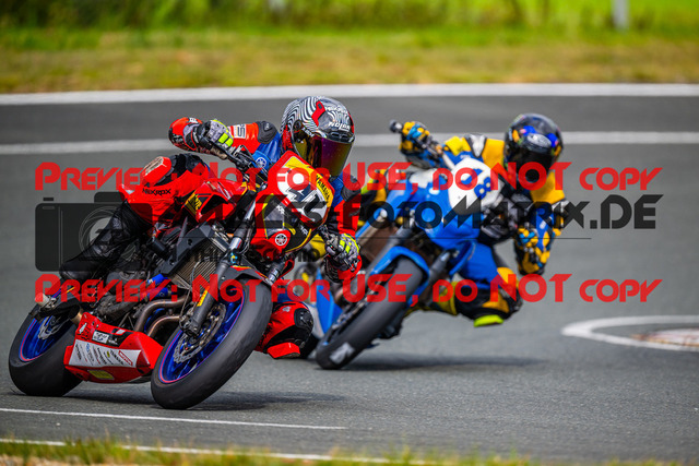 MaZZes_FotoMatrix_240728_6007705_3785 | TWIN