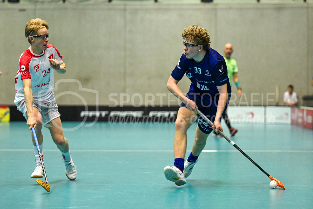 Switzerland U19 vs Finland U19 - 3. February 2024 | Switzerland U19 vs Finland U19
U19 Men International Matches in Switzerland
GoEasy Arena, Siggenthal Station
Switzerland forward #24 Julian Egli and Finland forward #33 Marius Niemelä.
Credit: Markus Aeschimann | <a href="https://www.markus-aeschimann.ch">Sportfotografie Markus Aeschimann</a> | <a href="https://www.instagram.com/sportfotografie.aeschimann">@sportfotografie.aeschimann</a> - Realisiert mit Pictrs.com