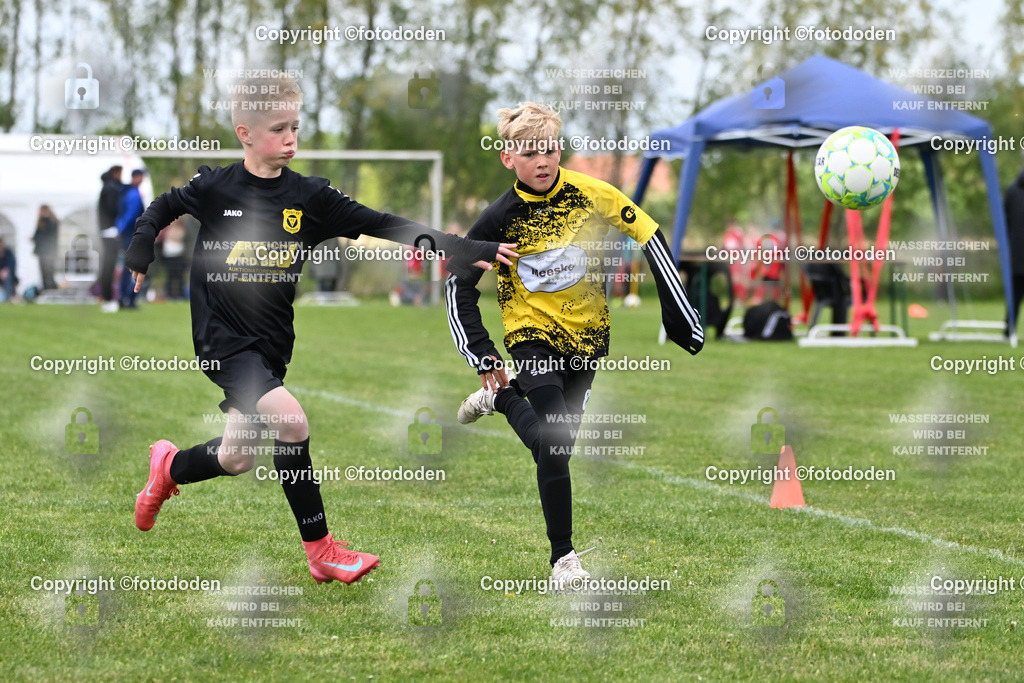 DSC_0433 | PSV Norden (schwarz) / TuS Strudden (gelb,schwarz)  
