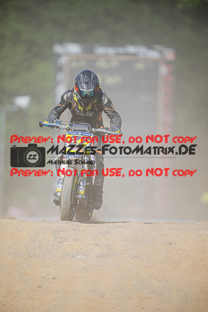 MaZZes_FotoMatrix_220702_924 | UE40