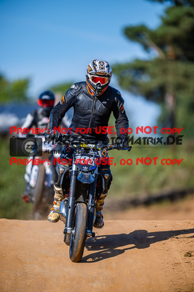 MaZZes_FotoMatrix_230916_1557 | S4