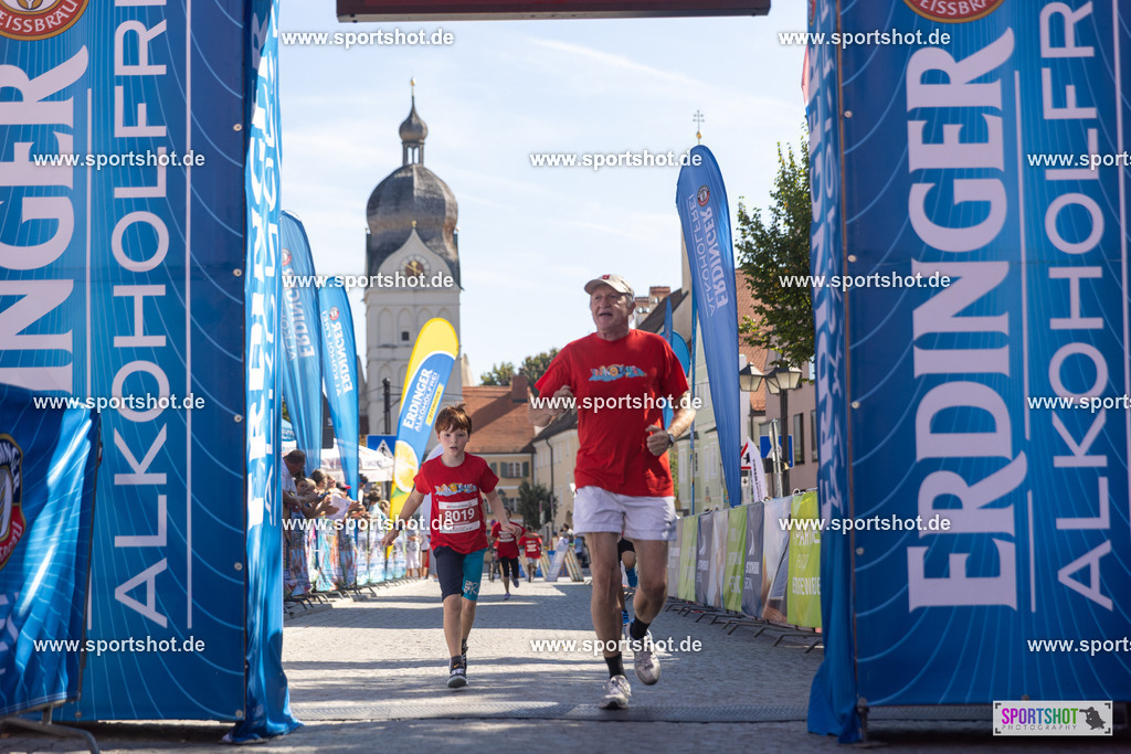 VJ__2676 | Stadtlauf Erding 2025 #stadtlauferding #erdingstadtlauf #stadtlauf_erding #laufmotivation #trisporterding #yourpictrs #sportshot_your_pictrs