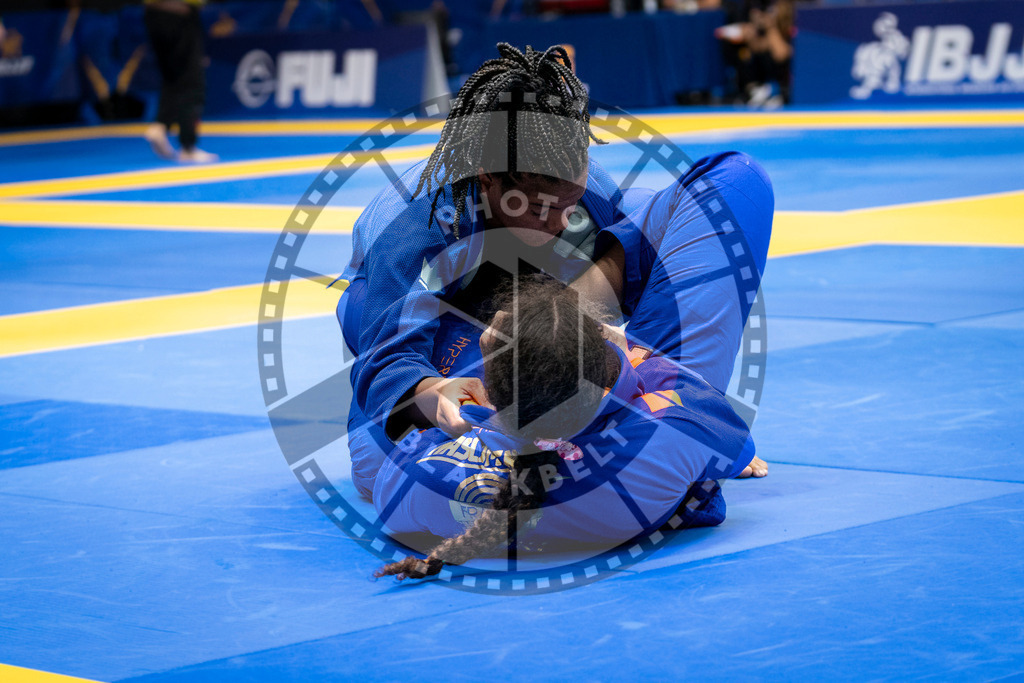 20240126PBB0570 | Fighters compete during the Brazilian Jiu-Jitsu European Championship of the IBJJF in Paris, France, on January 26, 2024.
