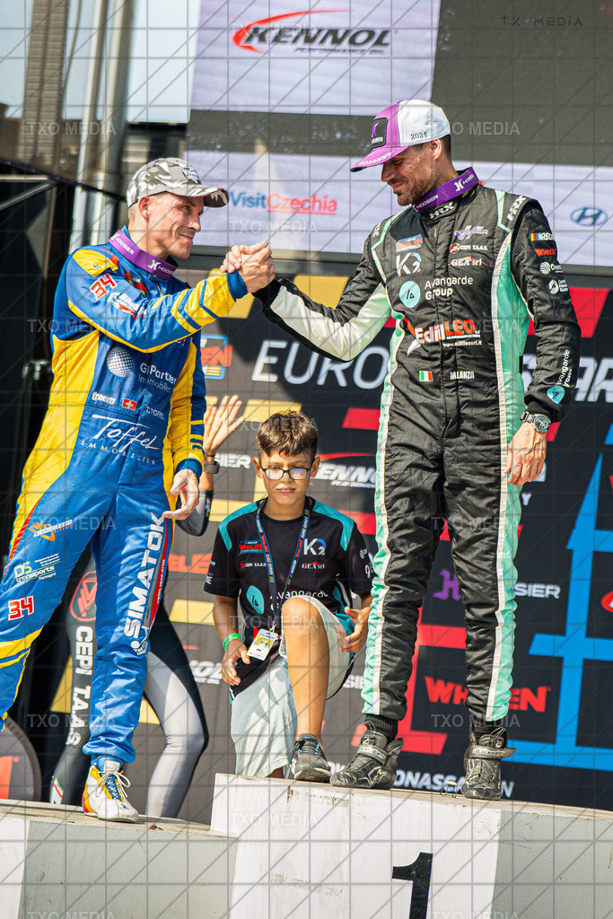 _DSC7017 | Exklusive Motorsport-Fotografie aus Leipzig von TXO Media – für Rennfahrer, Teams & Sponsoren. Sausemuth liefert starke Bilder, die Emotion zeigen. Jetzt buchen & glänzen! - Realisiert mit Pictrs.com