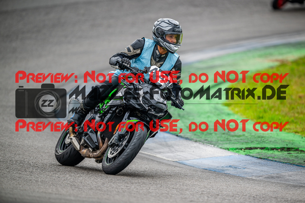 MaZZes_FotoMatrix_240702_6007705_0368 | INST