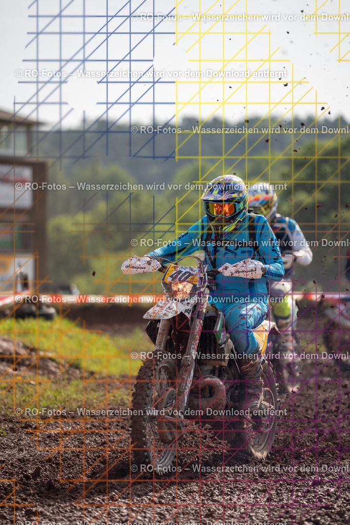 Wolfshausen 4 Lauf -602 | Sportfotografie von RO-Fotos: Motorsport, Motocross, Enduro, Laufveranstaltungen und Triathlon. Professionelle Fotos von Sportlern und Events. - Realisiert mit Pictrs.com