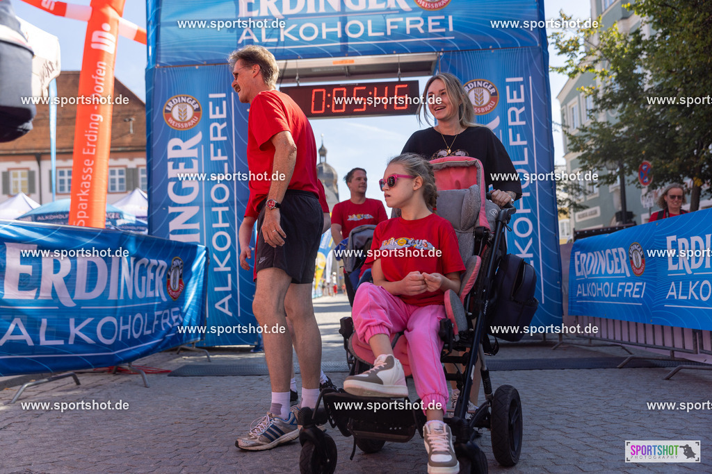 VJ__2711 | Stadtlauf Erding 2025 #stadtlauferding #erdingstadtlauf #stadtlauf_erding #laufmotivation #trisporterding #yourpictrs #sportshot_your_pictrs