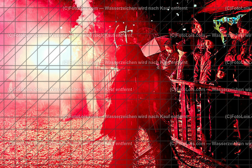 ALP7197_Wieselburger Advent_Zwieslteifln | (C)FotoLois.com, Alois Spandl. 25igster WIESELBURGER ADVENT, Perchtenlauf der 'Zwieslteifln', Fr 22. Dez. 2023.