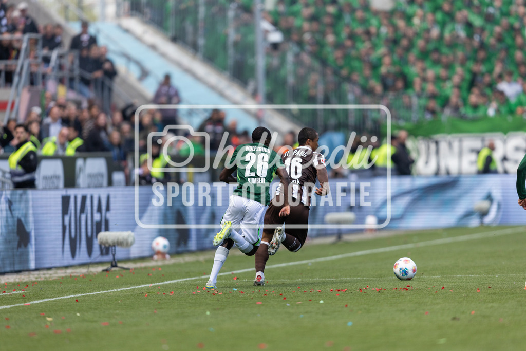 Fußball I Männer I Saison 2025-2026 I Bundesliga I FC St. Pauli - VfL Wolfsburg I 12861 | realhellocedii - Realisiert mit Pictrs.com