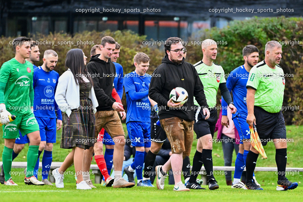 SV Rothenthurn vs. Union Matrei | Ballspende, Zechgemeinschaft Olsach Rothenthurn, #1 Alexander Machorka SV Rothenthurn, Jan Lap Referee, Dietmar Wilfried Jaritz Referee, SV Rothenthurn vs. Union Matrei, SV Rothenthurn vs. Union Matrei am 09.11.2024 in Rothenthurn (Sportplatz Rothenthurn), Austria, (Photo by Bernd Stefan)