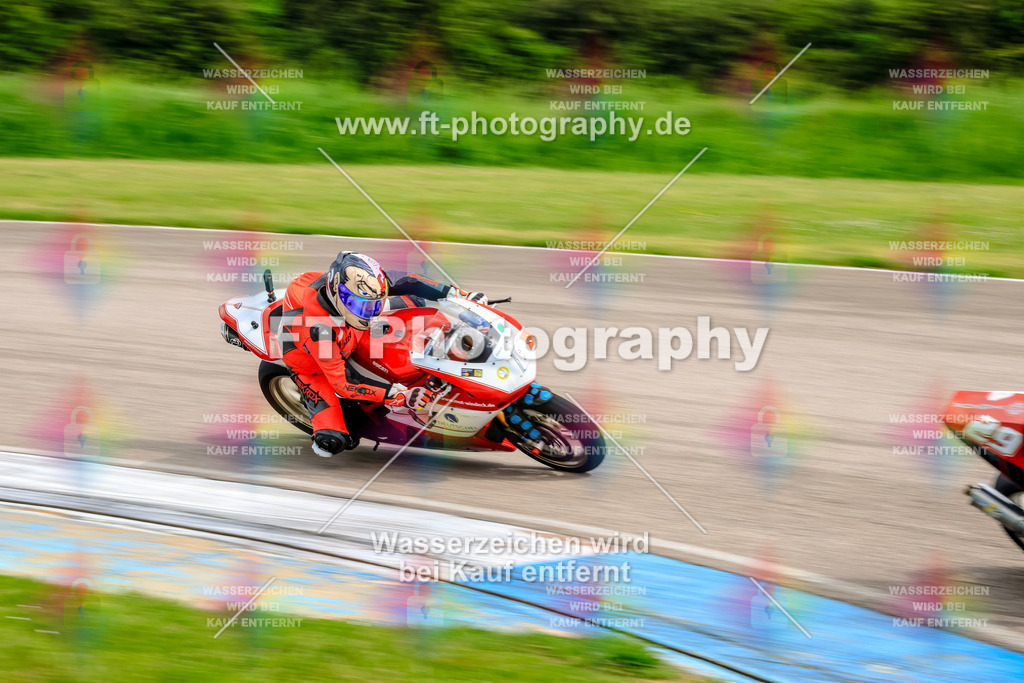 MotoTeam-9386 | Hier findet Ihr Bilder von Touristenfahrten auf der Nürburgring Nordschleife oder von anderen Veranstaltungen die ich besucht habe. Viel Spass beim Durch Schauen 