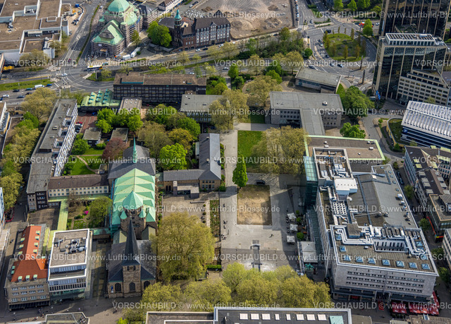 Essen240400674 | Luftbild, Kathedrale Essener Dom am Burgplatz, Burggymnasium Essen und Lichtburg Kino, Stadtkern, Essen, Ruhrgebiet, Nordrhein-Westfalen, Deutschland