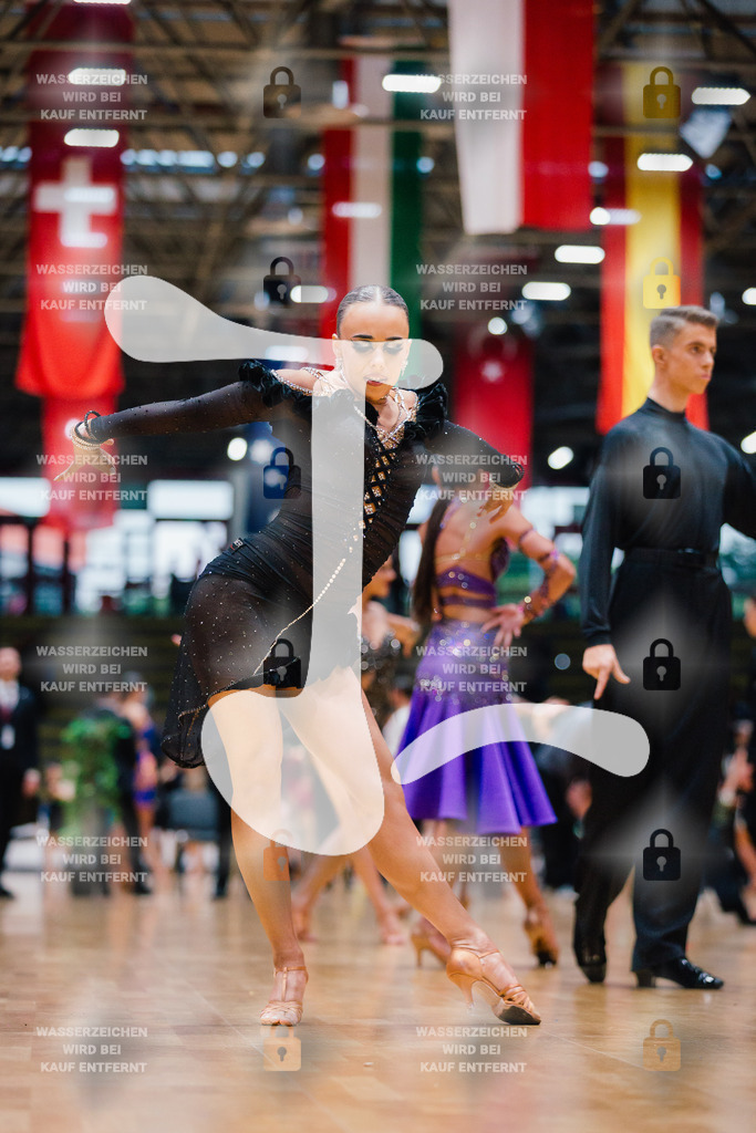 Hessen Tanzt WDSF Open Youth Latin 13th (14) Michael Bakscheev _ Julie Meck (Schwarz-Weiß-Club Pforzheim)-2025-05-17-1630 | Webshop for digital downloads and prints of dance sport, event & show photographer Julian Link - Realisiert mit Pictrs.com