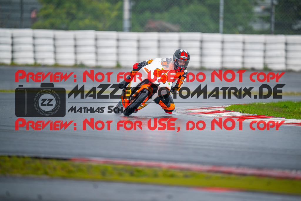 MaZZes_FotoMatrix_240830_6007705_2549 | SSP300