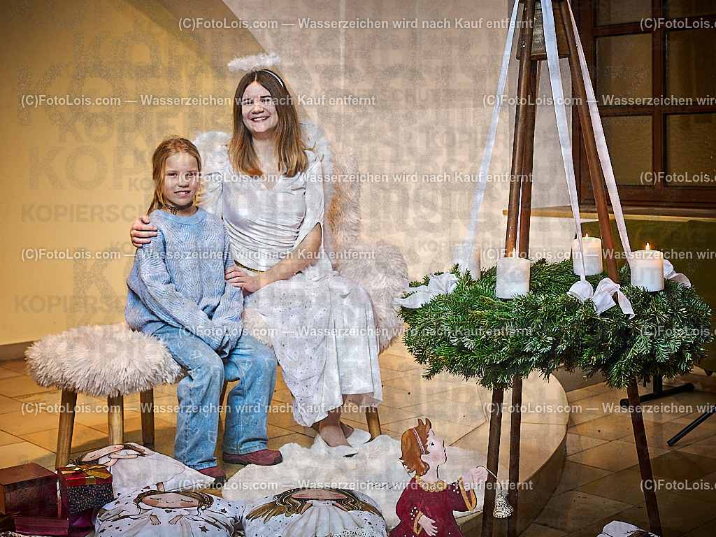 7855_Christkind_Sternenhaus | Hochzeitsfotograf mit dem Blick für´s Wesentliche, Firmung, Erstkommunion, Firmenfeiern, Sportfotoservice, Reproduktionen, Konzertfotografie, Pressefotografie, Luftbildfotografie, Innenarchitektur, Werbefotografie, Sponsoren-Livebildfotografie.