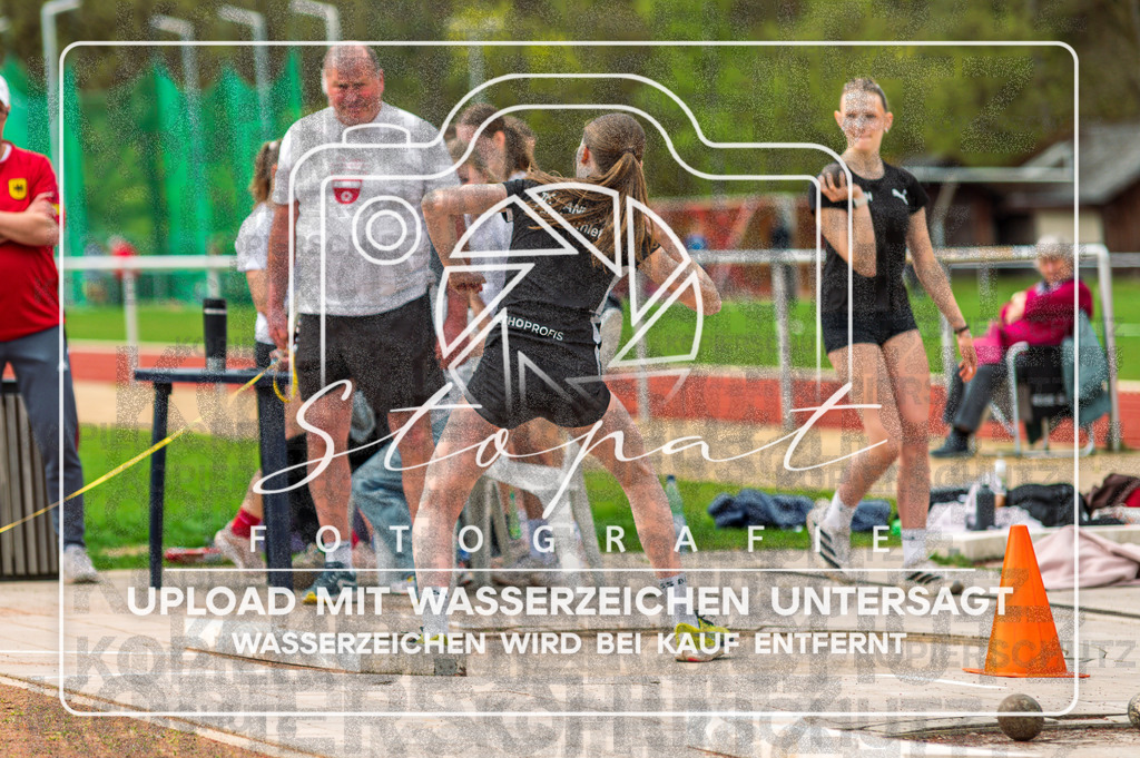 KMHK-1144 | Kreismeisterschaften Leichtathletik-Wurf Heidekreis 2026 im Boehmewaldstadion, Soltau (Simon Paul Stopat) - Realisiert mit Pictrs.com