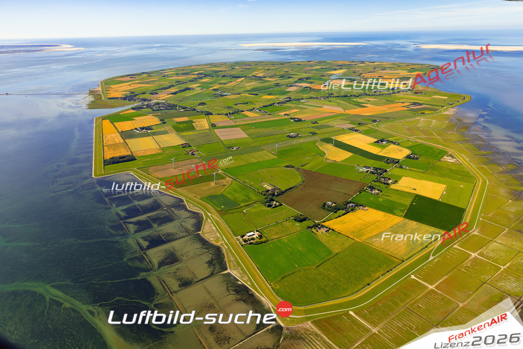 Die Luftaufnahme Schönes Bild von - Pellworm wurde 2022 vom Flugzeug aus (keine Drohne) erstellt. Hohe Auflösung -für große Poster und Wandbilder geeignet - Garantiert!