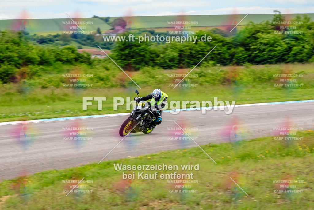 MotoTeam-3389 | Hier findet Ihr Bilder von Touristenfahrten auf der Nürburgring Nordschleife oder von anderen Veranstaltungen die ich besucht habe. Viel Spass beim Durch Schauen 