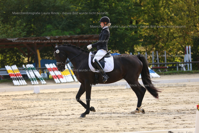 HG9A7422 | laurarinckfotografie - Realisiert mit Pictrs.com