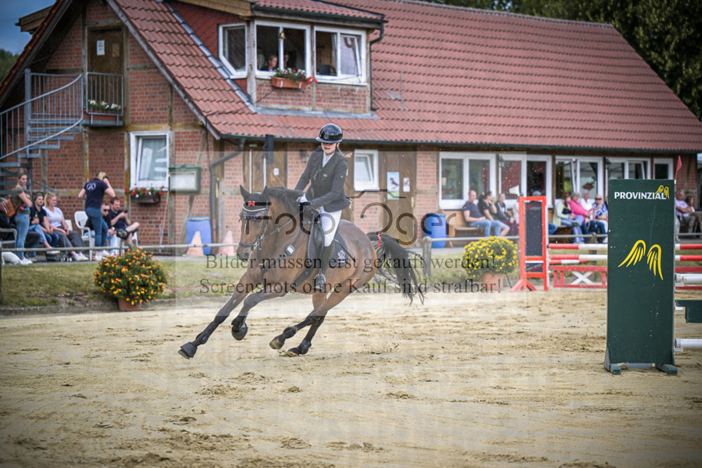DOS_7713 | Entdecke hochwertige Reitturnierfotos von Foto Oger. Professionell, emotional und authentisch – jetzt Lieblingsmomente im Shop bestellen.Deutschlandweite Turnierfotografie. - Realisiert mit Pictrs.com