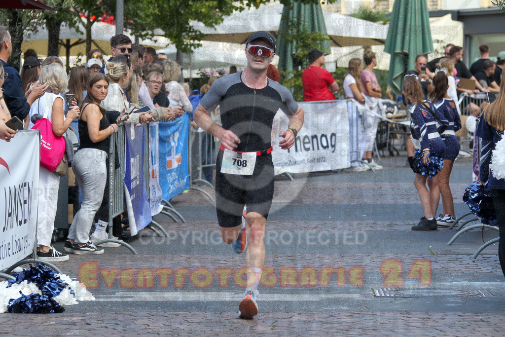 250824_1445_EV4_2167 | Sportfotografie im Rhein-Sieg Kreis, Köln, Bonn, NRW, Rheinland Pfalz, Hessen, etc. Unser Tätigkeitsfeld umfasst den Laufsport vom Volkslauf über den Marathon, Duathlon, Triathon bis zum Ultralauf wie Kölnpfad Ultra oder Schindertrail.