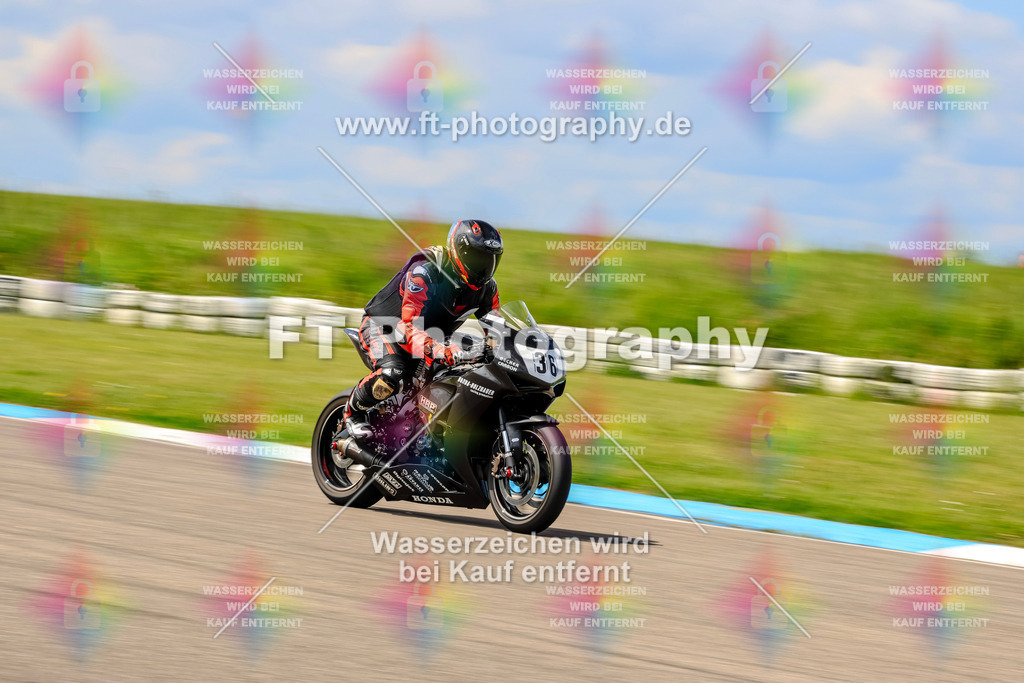 MotoTeam-0571 | Hier findet Ihr Bilder von Touristenfahrten auf der Nürburgring Nordschleife oder von anderen Veranstaltungen die ich besucht habe. Viel Spass beim Durch Schauen 