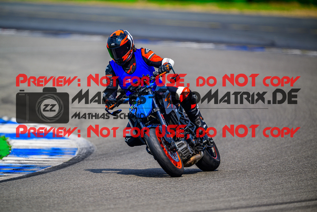 MaZZes_Fotomatrix_20250609_6007705_0164-3 | INST