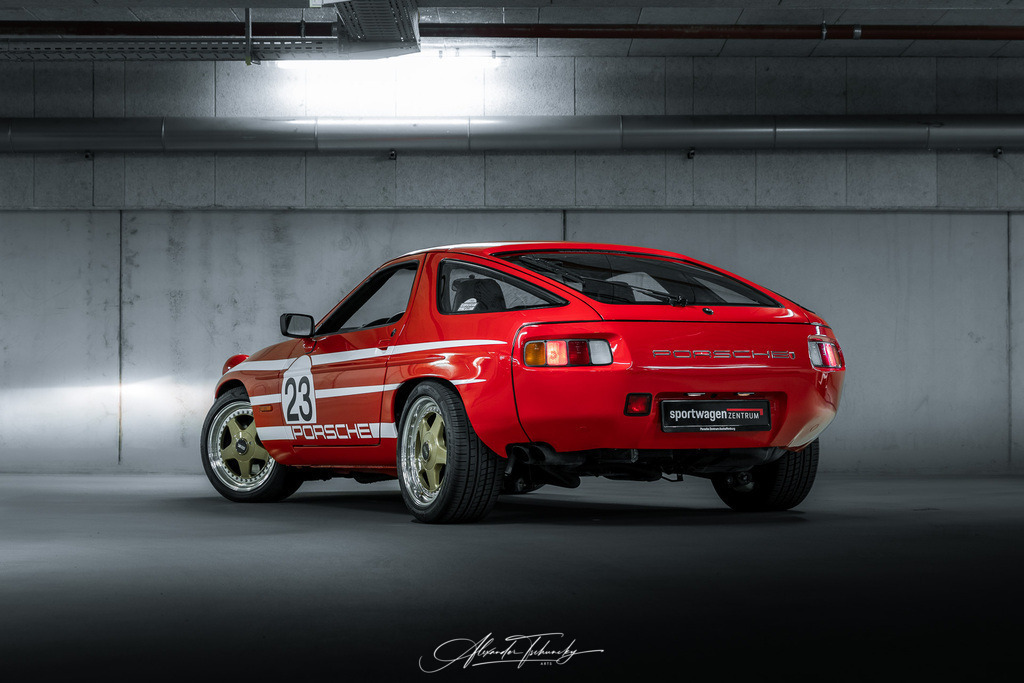 R6AT0637 _Alexander Tschuncky | Entdecken Sie die faszinierende Welt von Alexander Tschuncky Arts: Kreative Fotografie, atemberaubende Automobilkunst und hochwertiger Bilderdruck. Lassen Sie sich inspirieren! - Realisiert mit Pictrs.com