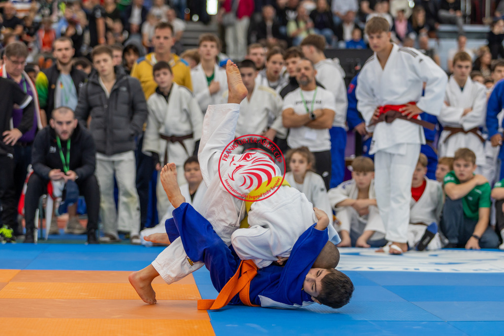Internationaler Adler Cup 2024 | Foto vom Internationalen Adler Cup Judo Turnier im Sport- und Freizeitzentrum Kalbach im Oktober 2024 - Realisiert mit Pictrs.com