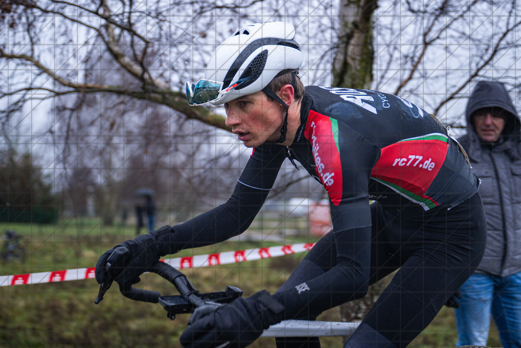 26. Stadler Weser-Ems Cup 2025/2026 - Silvestercross Melle | 31.12.25: 26. Stadler Weser-Ems Cup 2025/2026 - Silvestercross Melle / Melle / Deutschland  //   CREDIT:www.bullenfotos.de, Martin König, Hörner Weg 40, D-49078 Osnabrück, +4917663732967 // Nutzung und Weitergabe nur zu den vereinbarten Zwecken. Presseanfragen an Ersteller. Alle Rechte beim Ersteller. Honorierung nach MFM. - Realisiert mit Pictrs.com